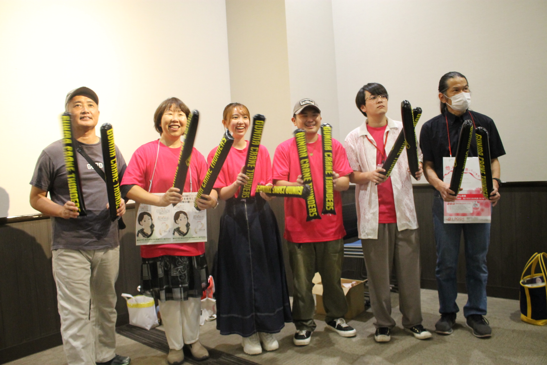 サンダーズを応援す